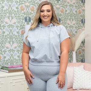 RAE MODE Womens Grey Cotton Lycra Cropped Hoodie | NEW/NWT!! 💜